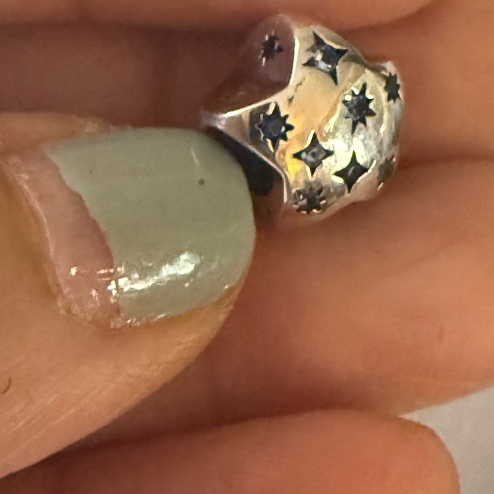 Silver Star-Patterned Women's Ring - image 6